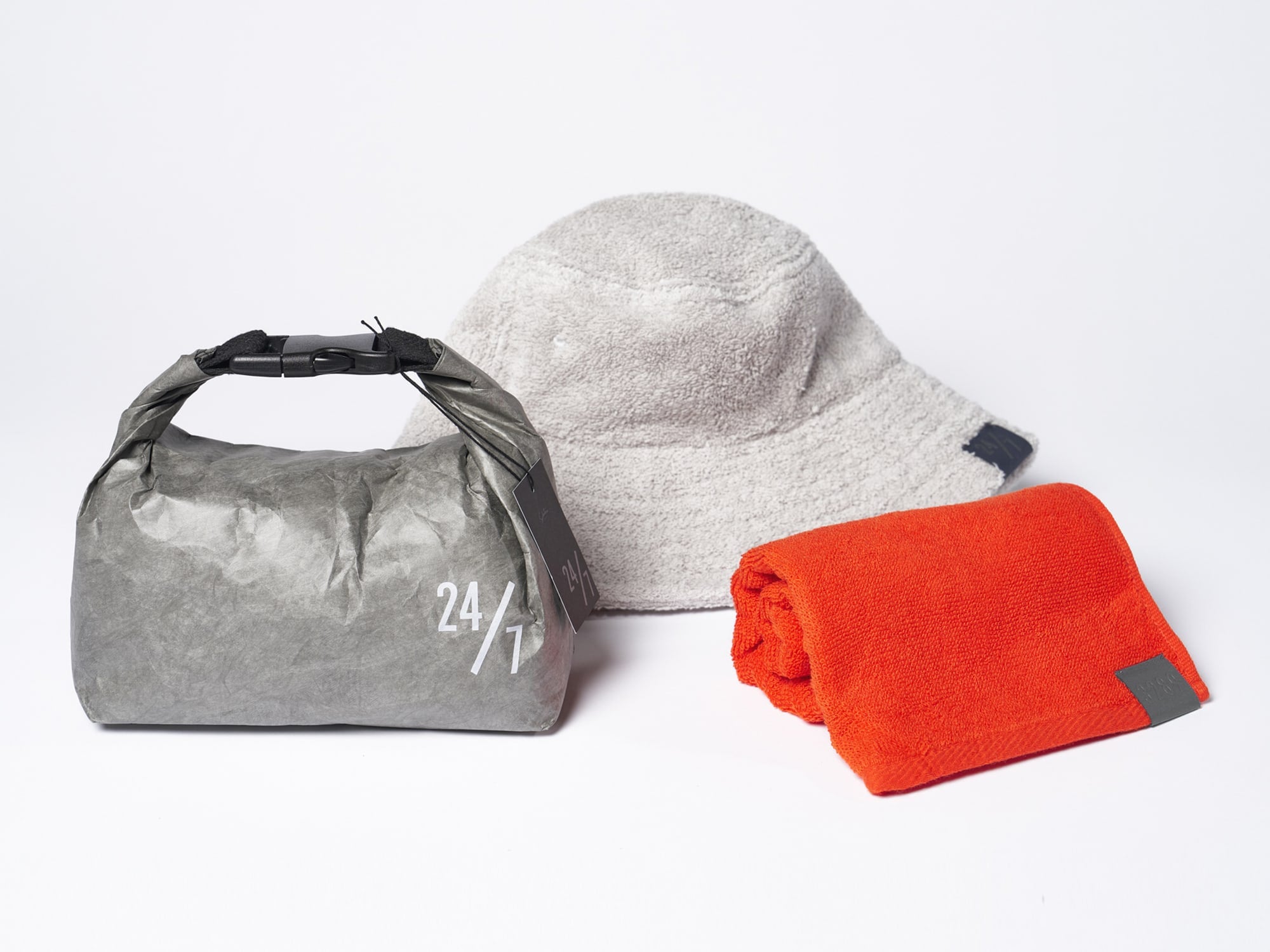 【eギフト】24/7 サウナセット（32×89 タオル+towel bucket+タイベック スタッフバッグ）